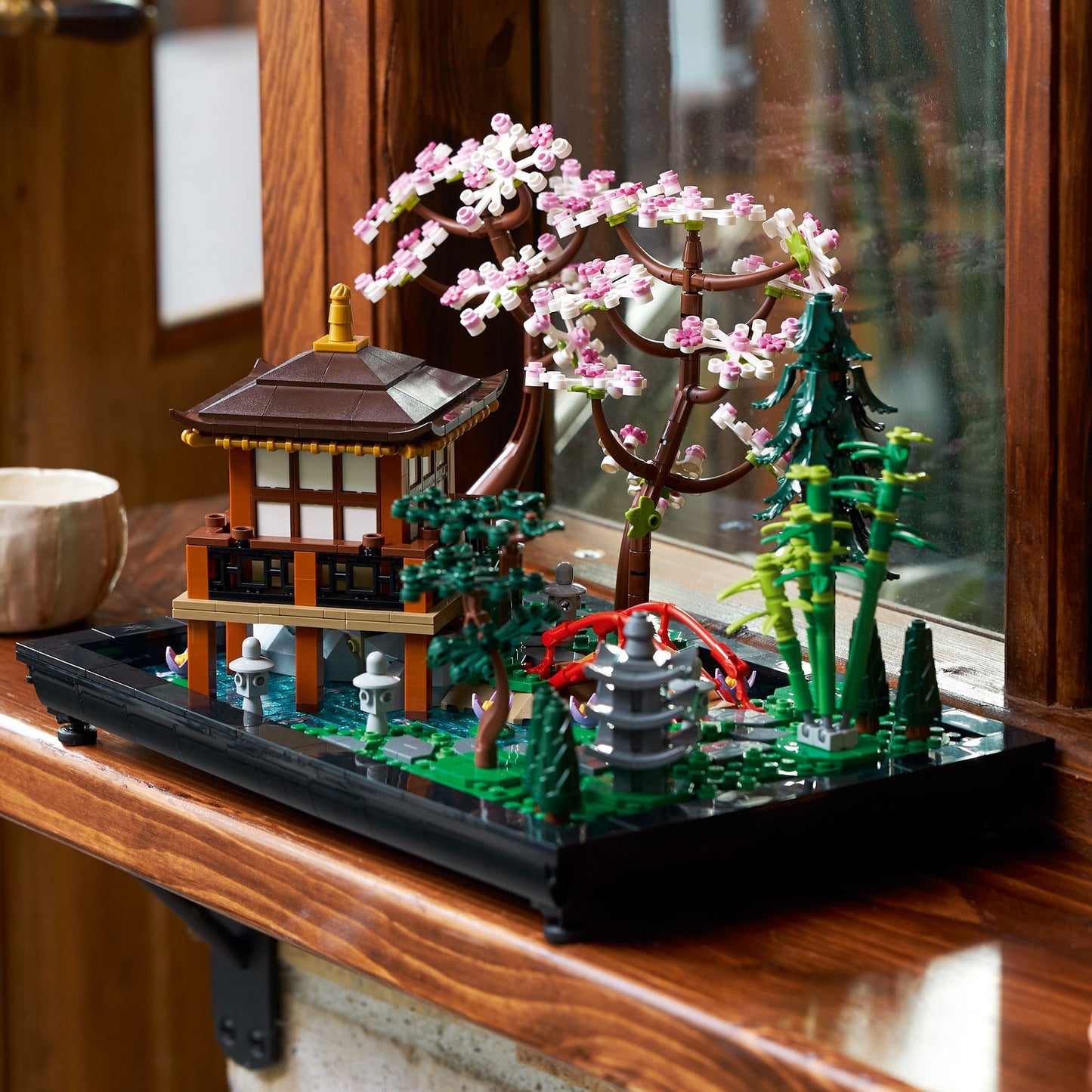 Tranquil Garden - 10315